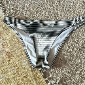 Aerie bikini bottoms | size medium |